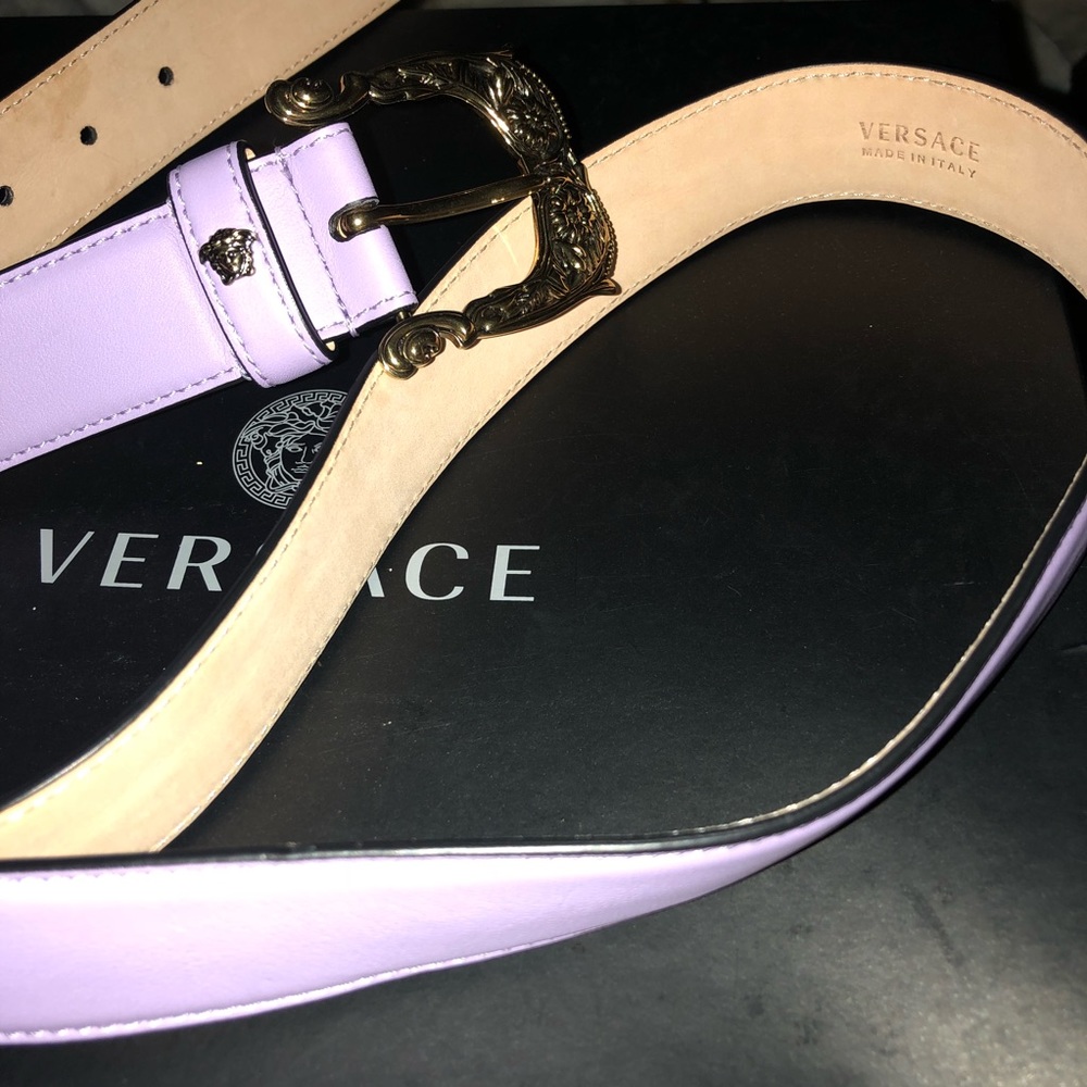 SALE TODAY ONLY🌸AUTHENTIC VERSACE LAVENDER BELT🌸